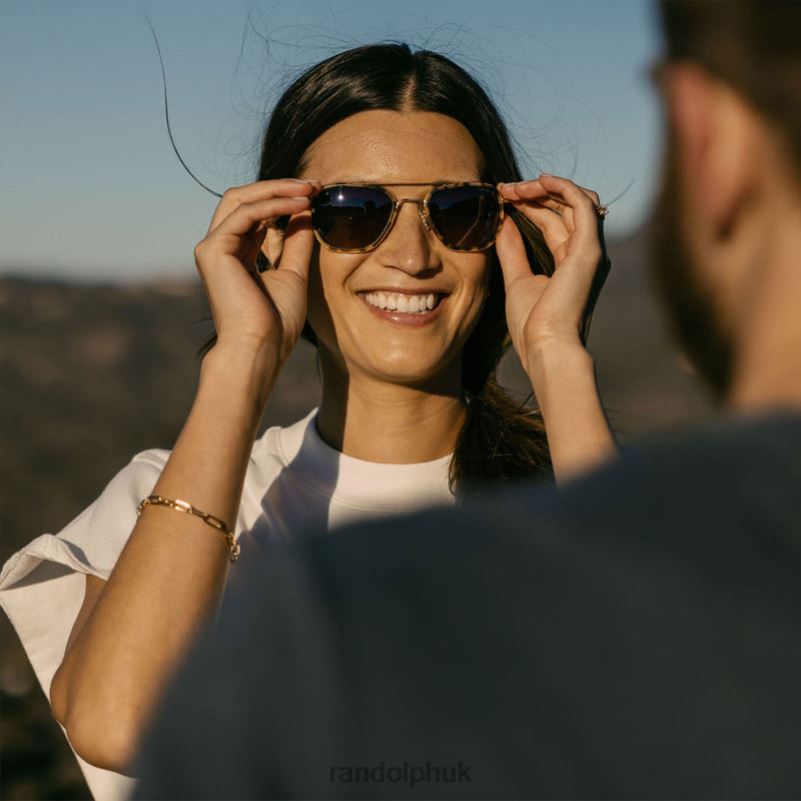 Aviator Fusion 23k Gold & Dark Caramel Tortoise Inlay & Cape Sand0J2LX13 Randolph Polarized Gradient Nylon Lens