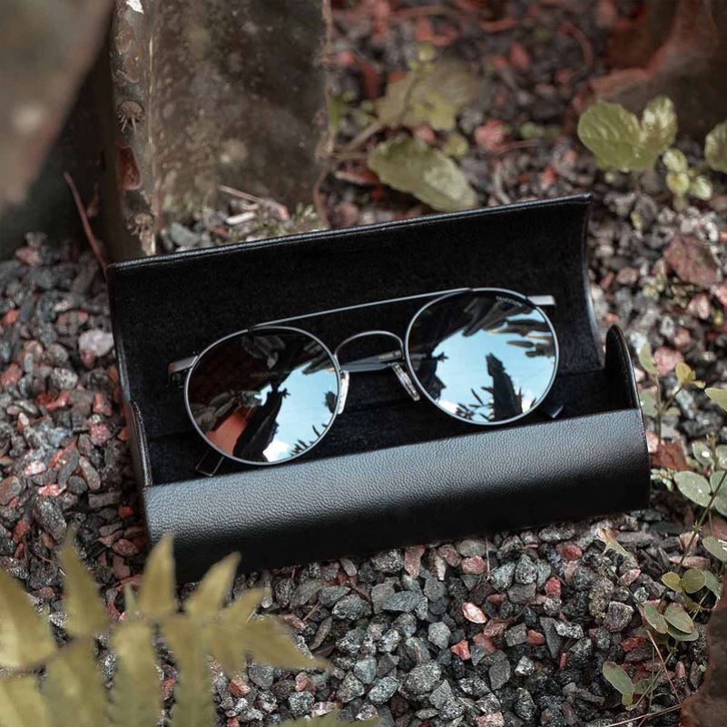 P3 Shadow Matte Black & American Gray0J2LX126 Randolph Non-Polarized Glass Lens